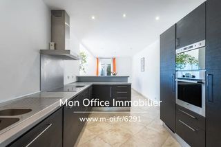  Maison � vendre 6 pi�ces 220 m�
