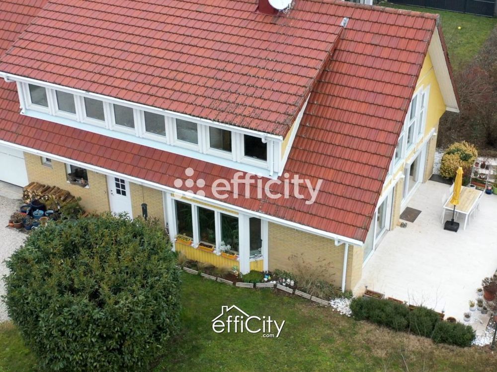 � vendre  Maison �chenevex (01170)