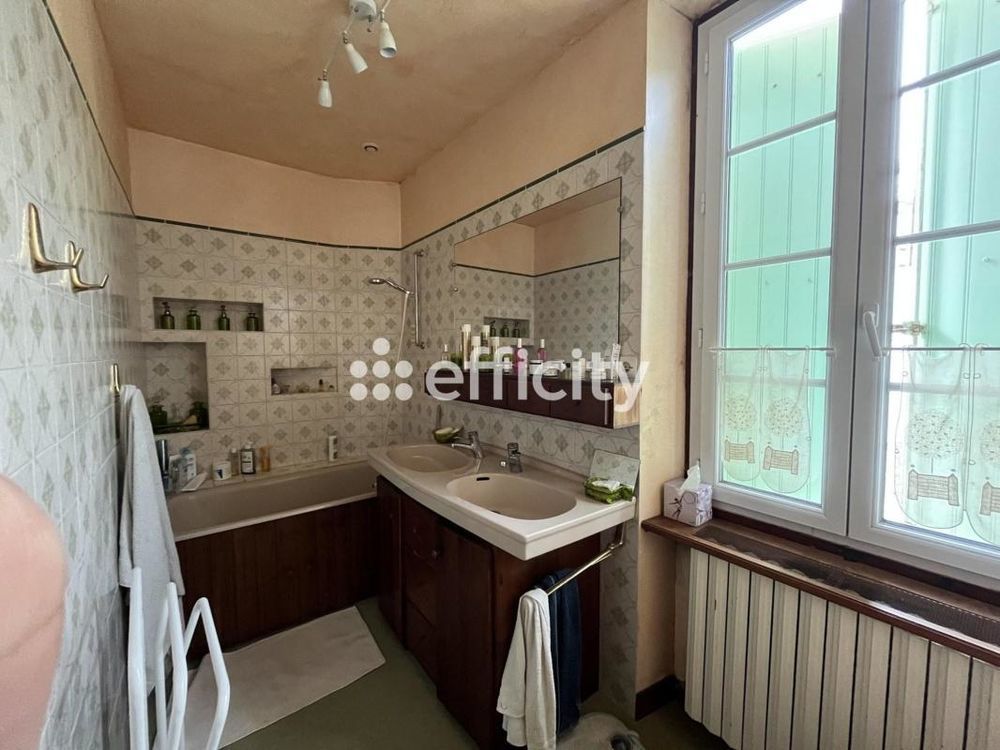 � vendre  Maison Le Bois-Plage-en-R� (17580)