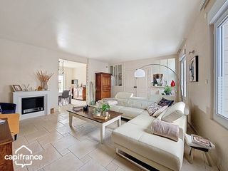  Maison � vendre 8 pi�ces 243 m�