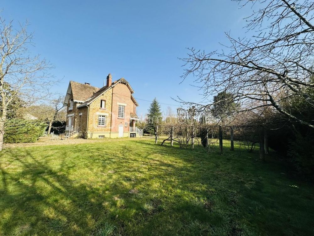 � vendre  Propri�t�/ch�teau Bois-le-Roi (77590)