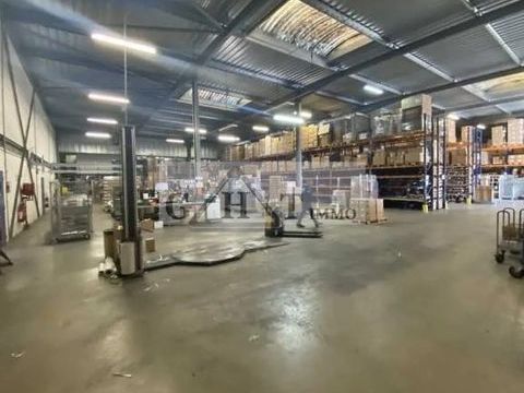 1635 M&sup2; ENTREPOT BUREAUX A VENDRE A NOISY LE SEC 2500000 93130 Noisy le sec