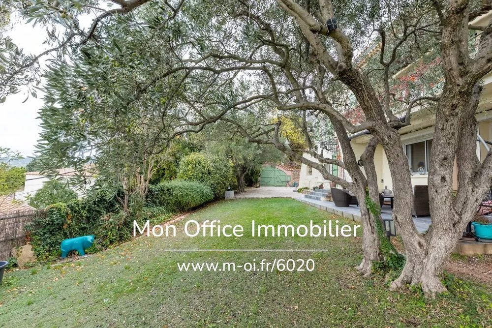 � vendre  Maison Pourri�res (83910)