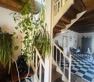  Maison � vendre 9 pi�ces 297 m�