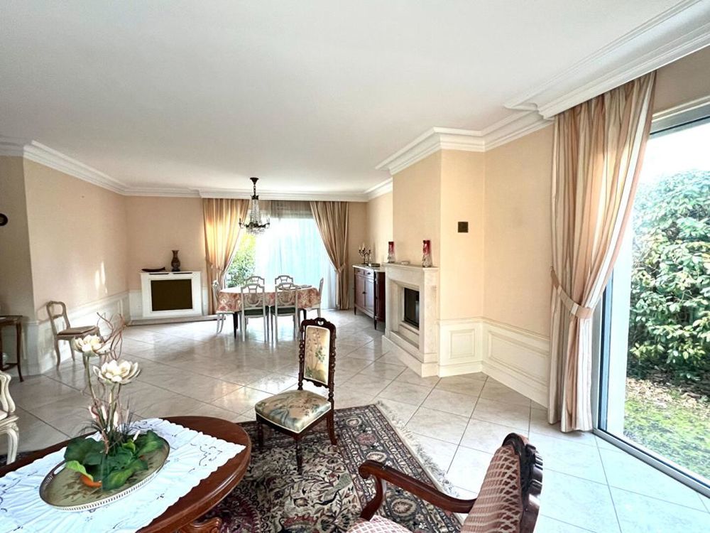 � vendre  Villa Basse-Goulaine (44115)