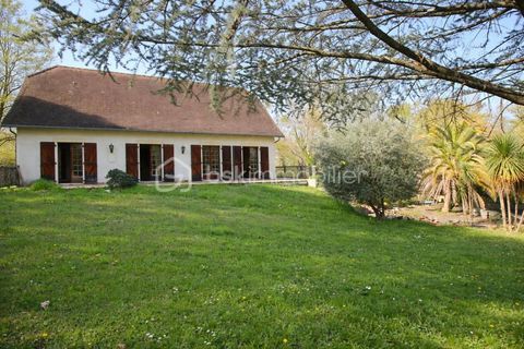   Propri�t� au calme absolu � 181 m� � 5 chambres � 7 000 m� � Artiguelouve Propri�t�/ch�teau - 7 pi�ce(s) - 181 m�