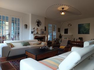  Propri�t�/ch�teau � vendre 11 pi�ces 300 m�