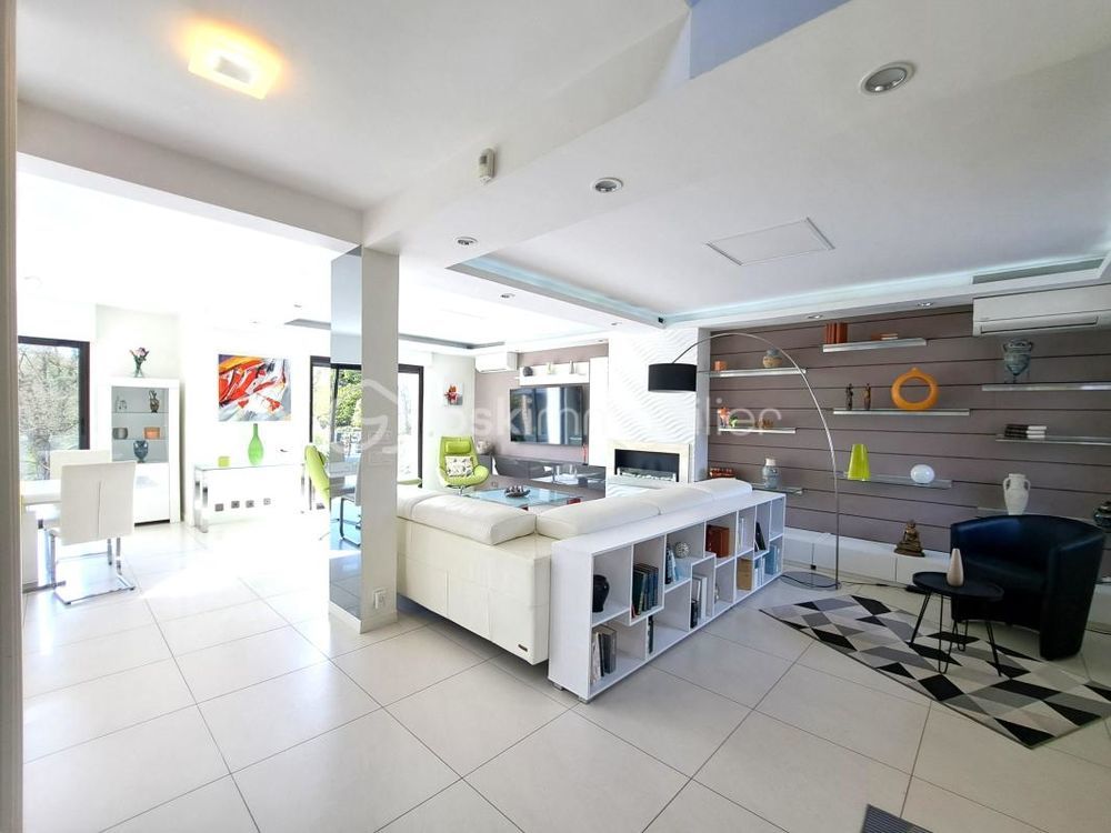 � vendre  Propri�t�/ch�teau Laill� (35890)