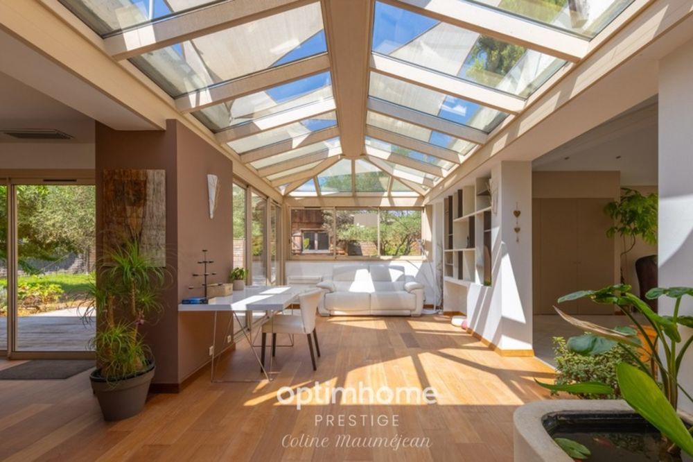 � vendre  Propri�t�/ch�teau Lauret (34270)