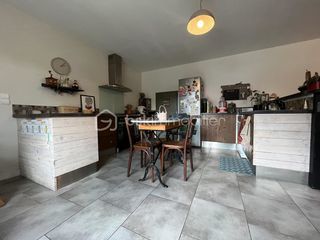  Maison � vendre 6 pi�ces 165 m�