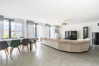  Maison � vendre 8 pi�ces 225 m�