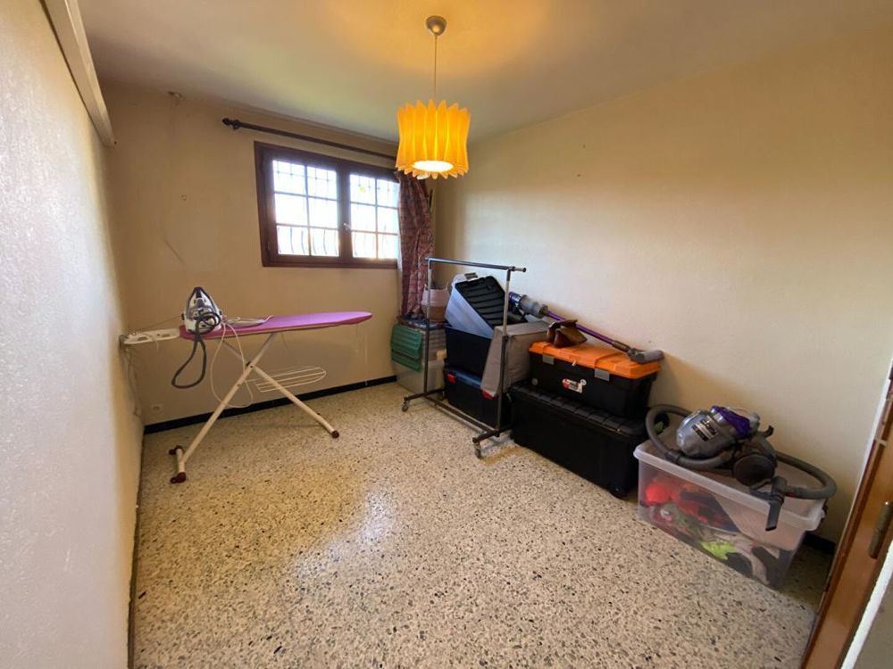 � vendre  Maison Grans (13450)