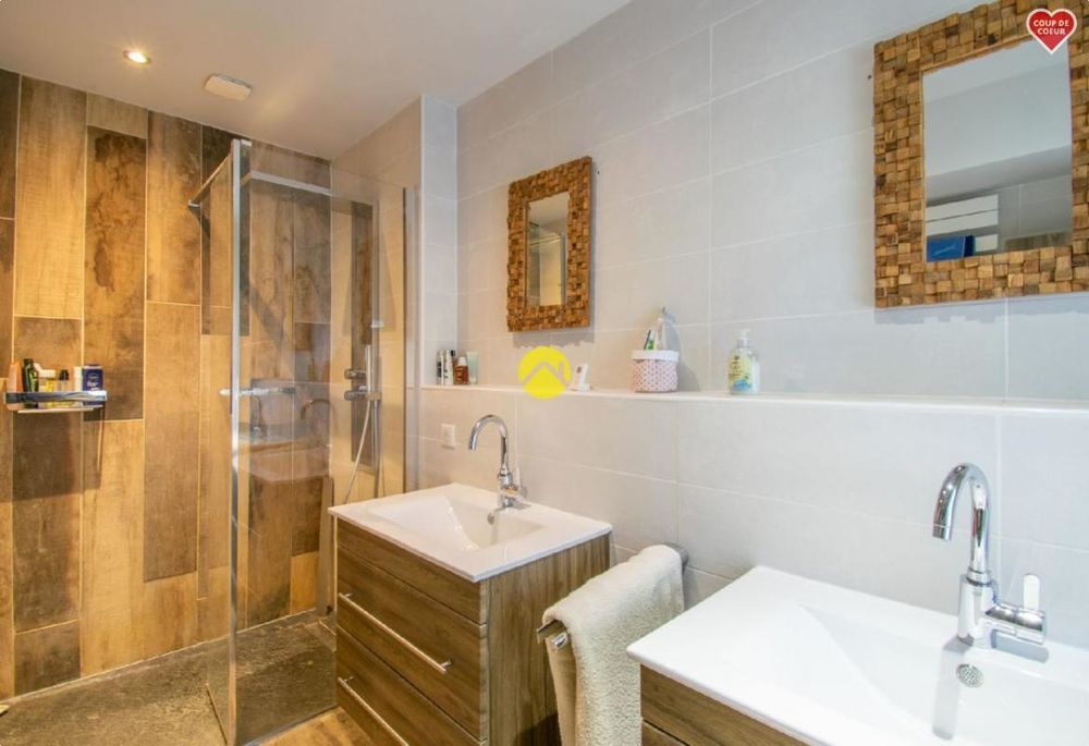 � vendre  Propri�t�/ch�teau Beaumont-du-P�rigord (24440)