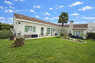  Maison � vendre 8 pi�ces 1172 m�