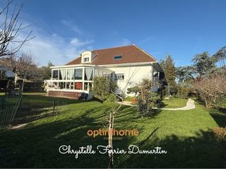  Maison � vendre 8 pi�ces 180 m�