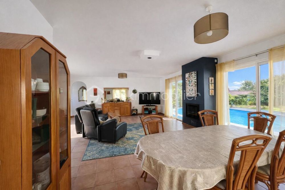 � vendre  Villa Ondres (40440)