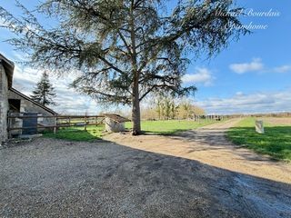  Propri�t�/ch�teau � vendre 7 pi�ces 222 m�