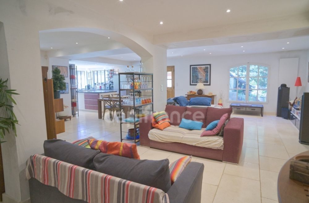 � vendre  Propri�t�/ch�teau Graveson (13690)