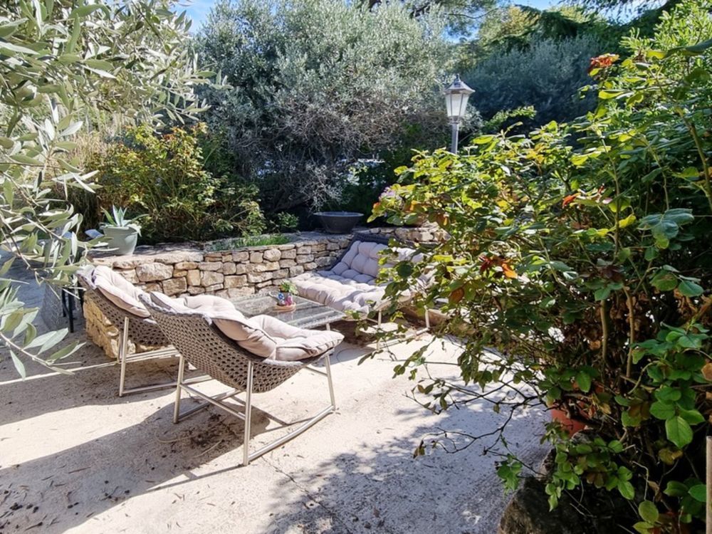 � vendre  Maison Mimet (13105)