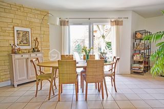  Propri�t�/ch�teau � vendre 10 pi�ces 230 m�