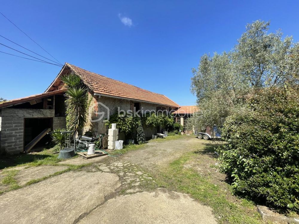 � vendre  Propri�t�/ch�teau Garlin (64330)