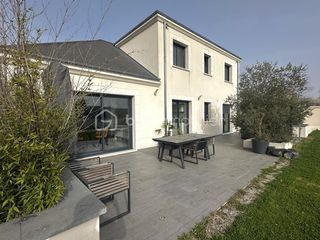  Maison � vendre 7 pi�ces 200 m�