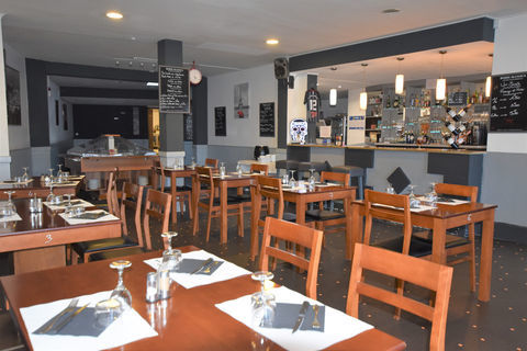 FONDS DE COMMERCE BAR RESTAURANT+ PLATEAU A D&Eacute;VELOPPER 81000 33420 Branne