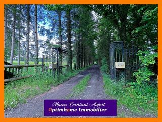  Propri�t�/ch�teau � vendre 15 + pi�ces 775 m�