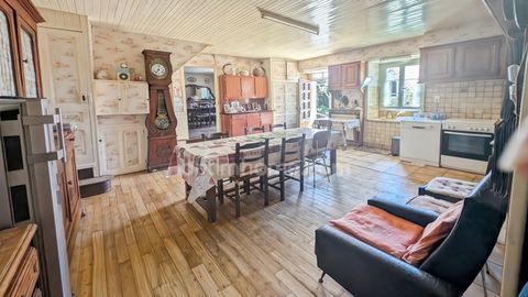   Propri�t� 6 chambres, nombreuses d�pendances, terrain1 hectare 3 SAVIGNAC LEDRIER (24) Maison - 8 pi�ce(s) - 175 m�