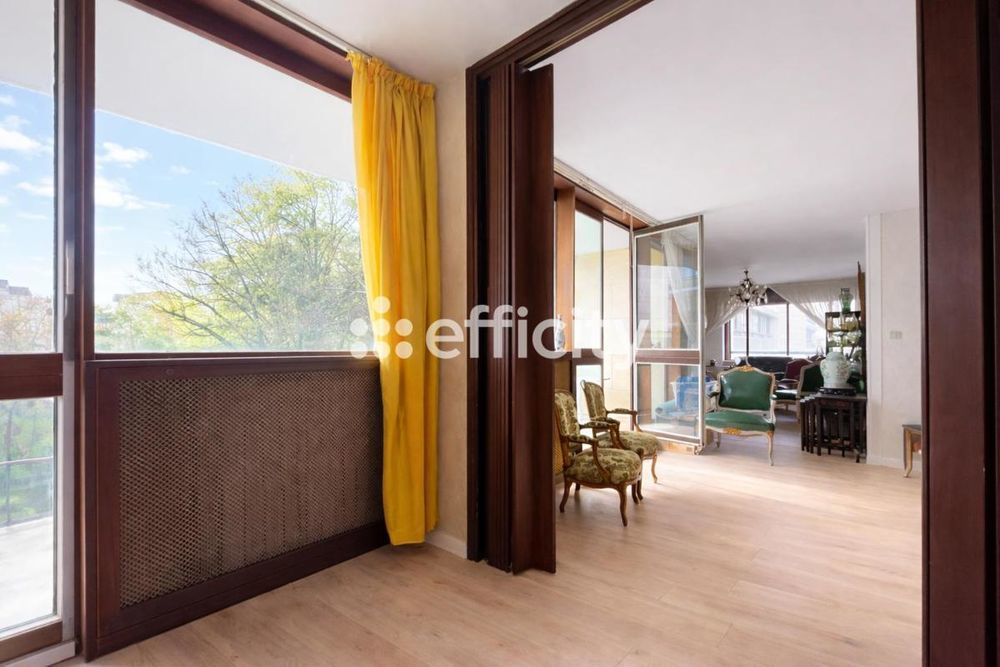 � vendre  Appartement Versailles (78000)