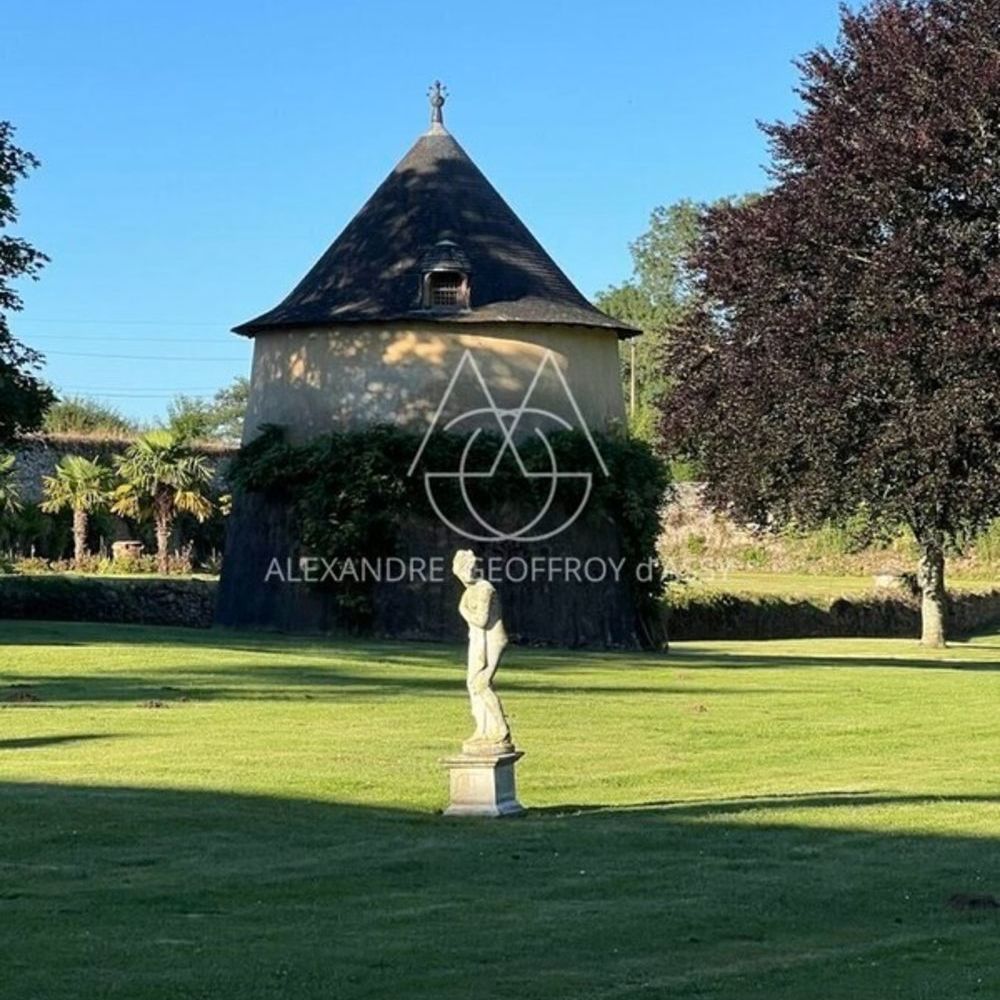 � vendre  Propri�t�/ch�teau Ch�teau-Gontier (53200)