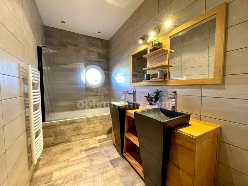 � vendre  Maison Aigues-Mortes (30220)