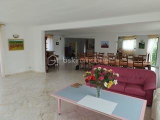  Propri�t�/ch�teau � vendre 11 pi�ces 422 m�