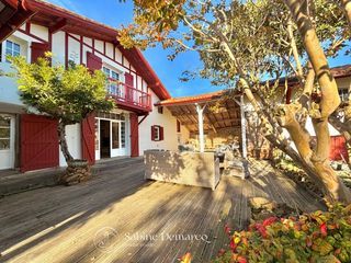  Maison � vendre 6 pi�ces 200 m�