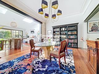  Propri�t�/ch�teau � vendre 6 pi�ces 201 m�