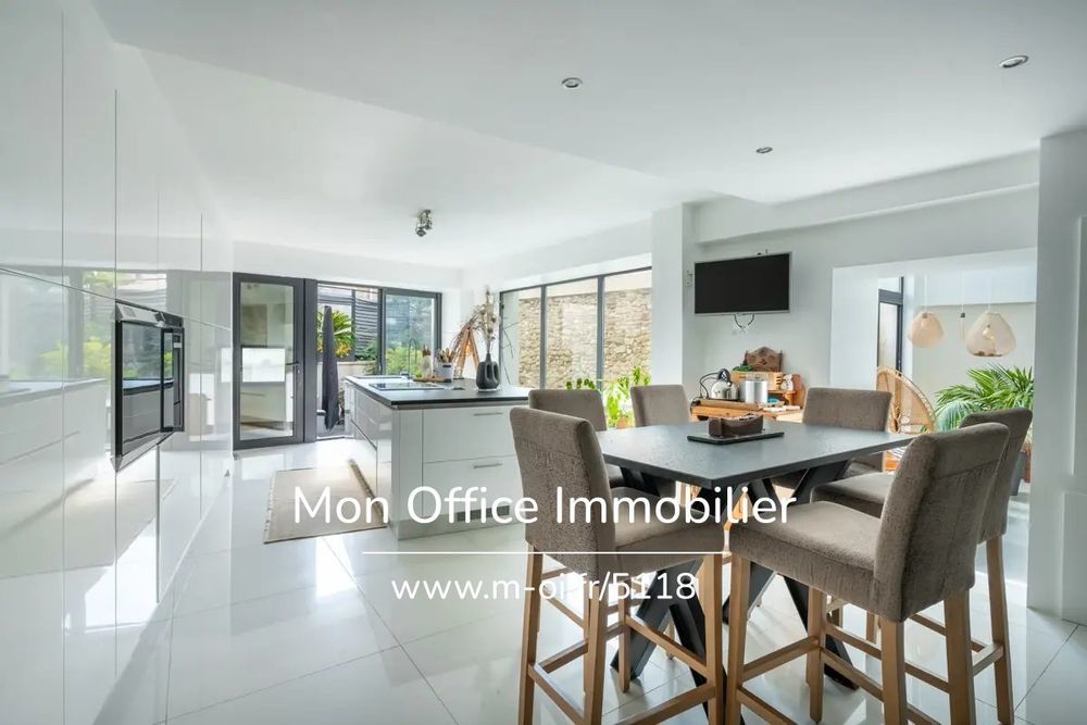 � vendre  Maison Lambesc (13410)