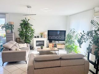  Appartement � vendre 4 pi�ces 99 m�