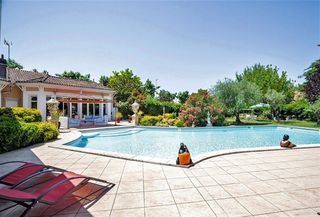  Propri�t�/ch�teau � vendre 11 pi�ces 453 m�