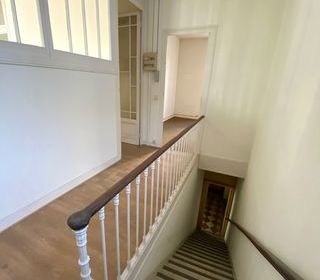  Immeuble � vendre 9 pi�ces 270 m�