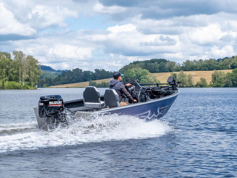 REIMS - FABRICANT ET IMPORTATEUR DE BATEAUX DE P&Ecirc;CHE SPORTIVE 721000 51100 Reims