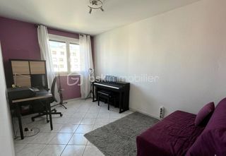  Appartement � vendre 4 pi�ces 80 m�