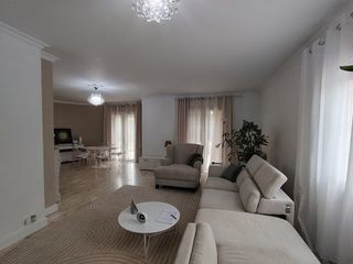  Maison � vendre 8 pi�ces 284 m�