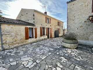  Propri�t�/ch�teau � vendre 14 pi�ces 315 m�