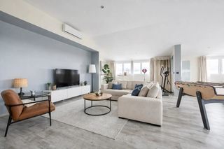  Propri�t�/ch�teau � vendre 9 pi�ces 364 m�