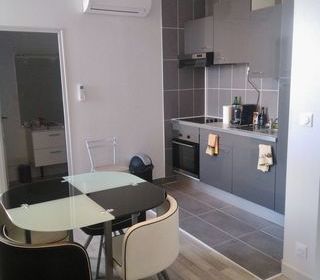  Immeuble � vendre 15 + pi�ces 254 m�