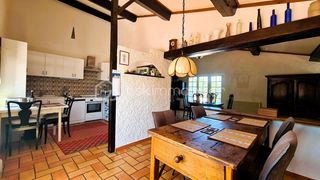  Propri�t�/ch�teau � vendre 9 pi�ces 299 m�