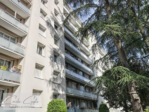  SAINT MARTIN D'HERES (38) Appartement 5 pi�ces sans travaux, R�sidence Hermitage Appartement - 5 pi�ce(s) - 86 m�