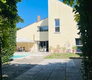  Maison � vendre 11 pi�ces 359 m�