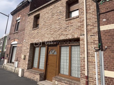   Dechy. Maison de centre-ville 5 pi�ces de 105 m� � fort potentiel, cour et cave Maison - 5 pi�ce(s) - 104 m�