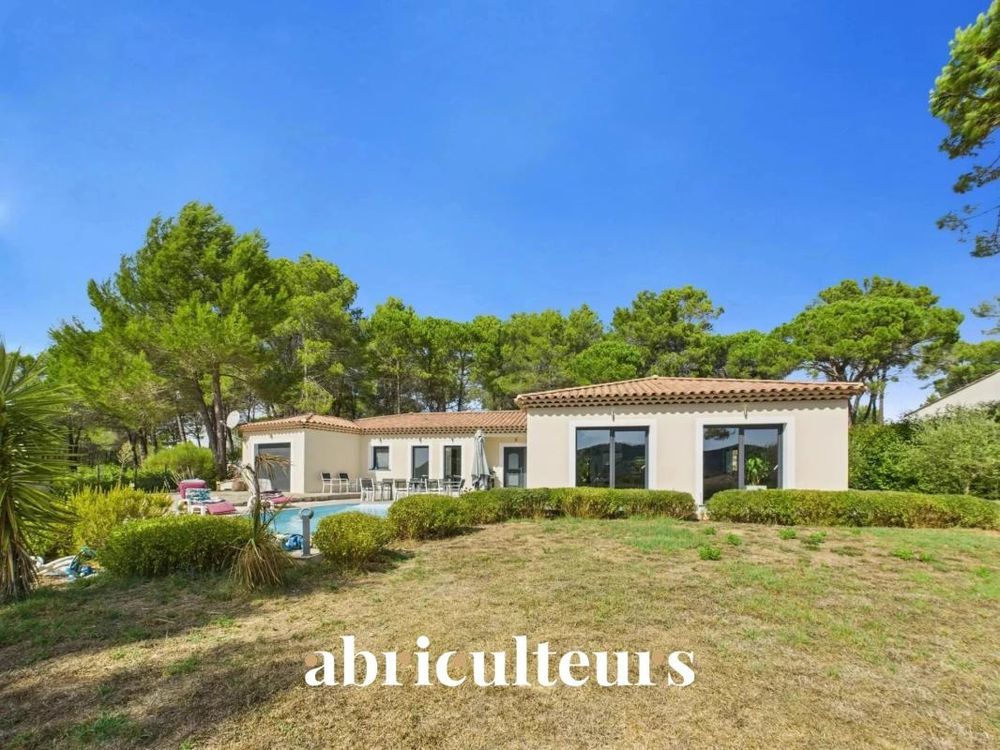 � vendre  Maison Bagnols-en-For�t (83600)